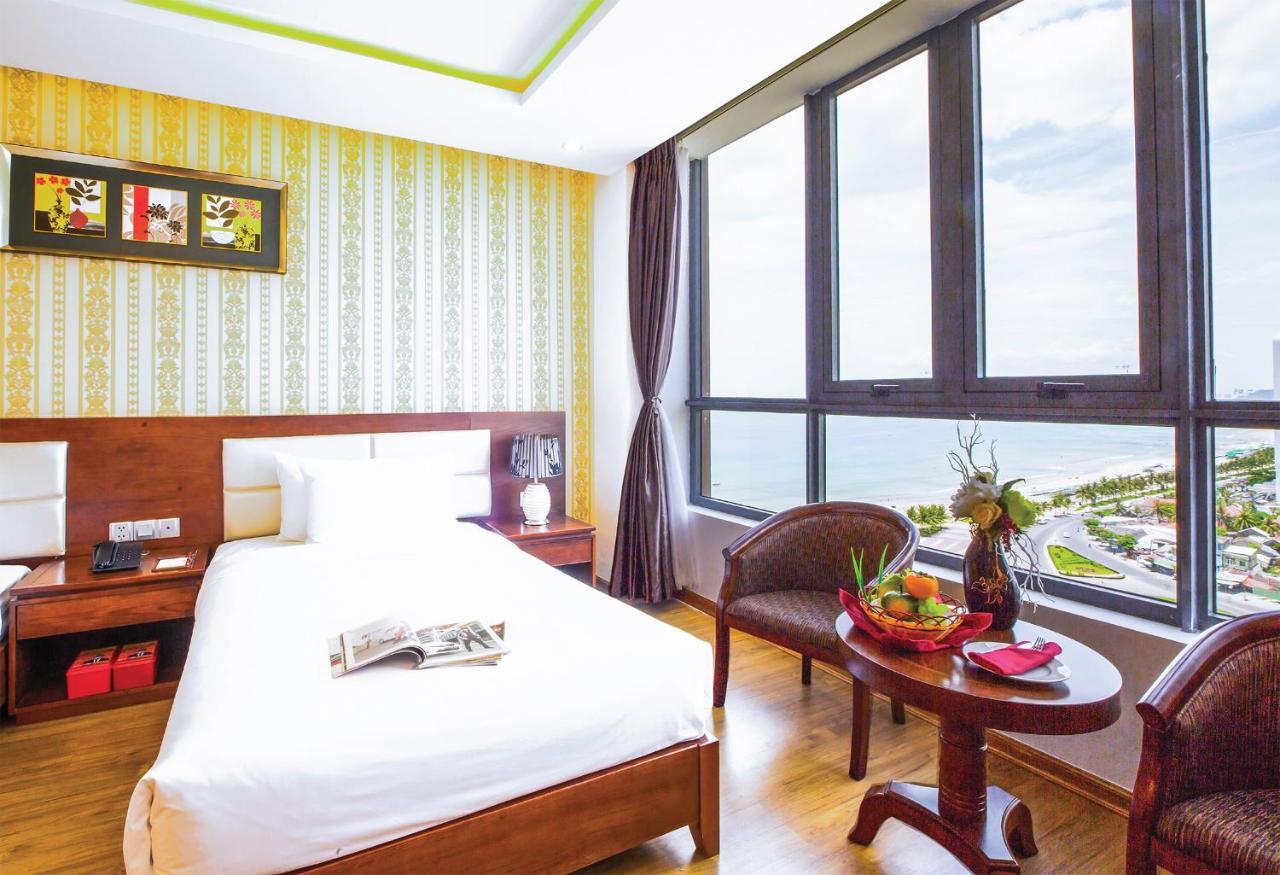 Le Hoang Beach Hotel Danang Екстериор снимка